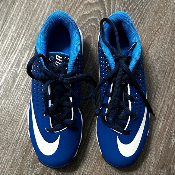 Nike Vapor Fastflex Boy Girls Kids Size 13C
Blue White Baseball Softball Cleats - Picture 1 of 9